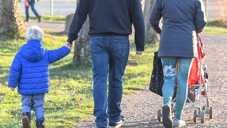 Für Familien soll es ab Januar mehr Geld geben.