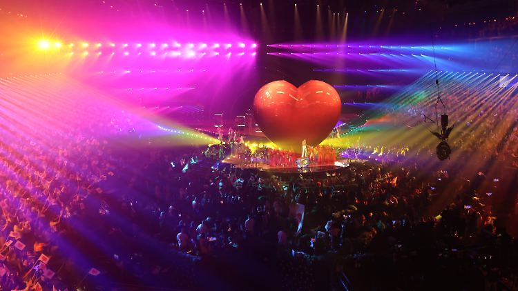 2022 gewann die ukrainische Band "Kalush Orchestra". Wegen des Krieges kann der nächste ESC aber nicht wie gewohnt im Land des Vorjahressiegers stattfinden.