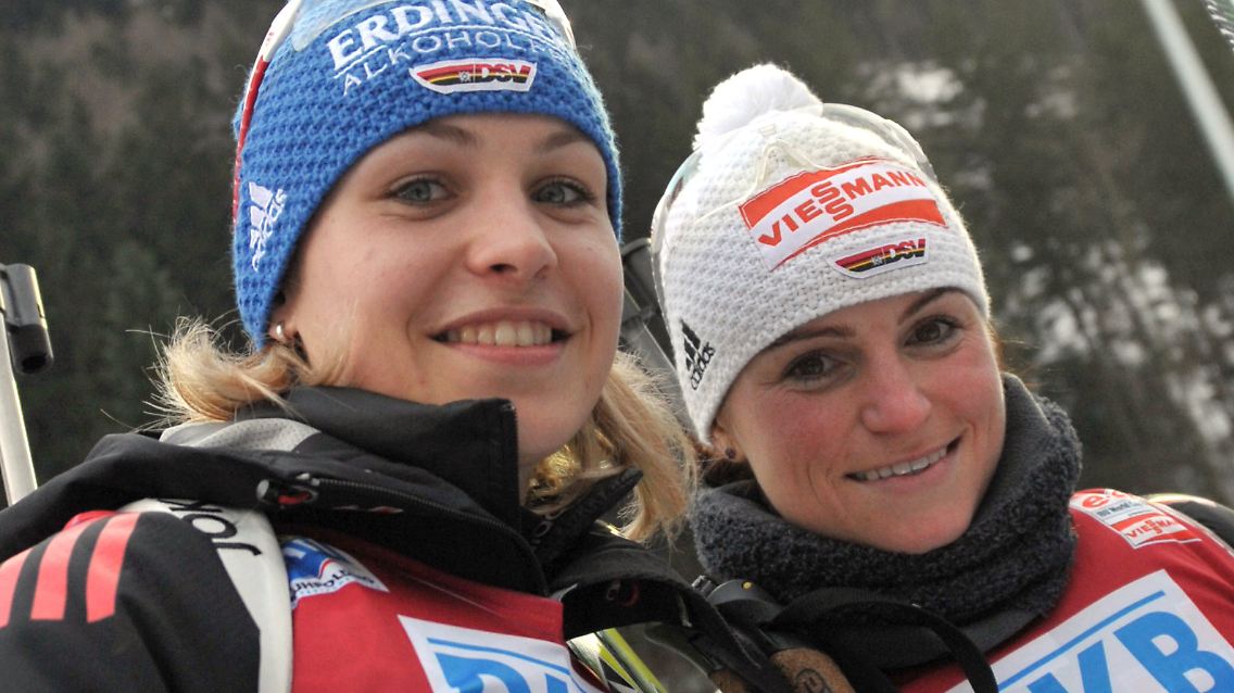 Magdalena Neuner und Andrea Henkel fuhren auf Platz zwei und drei.