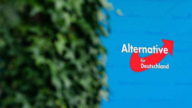 "Wir haben Beweismittel beschlagnahmt", sagte eine Sprecherin der Staatsanwaltschaft.