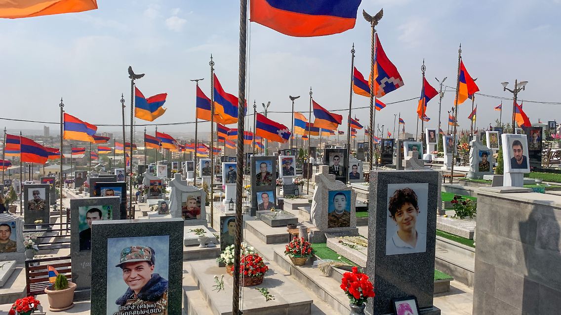Tausende Menschenleben hat der Konflikt zwischen den Staaten gekostet - hier eine Begräbnisstätte für armenische Soldaten.