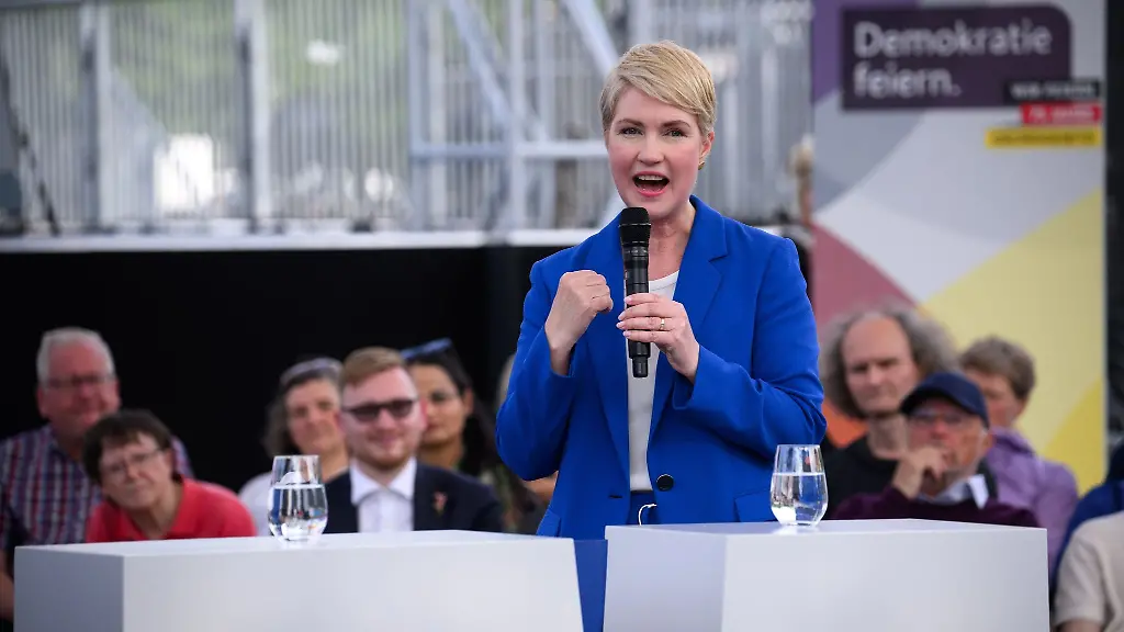 Manuela-Schwesig-SPD-Ministerpraesidentin-von-Mecklenburg-Vorpommern