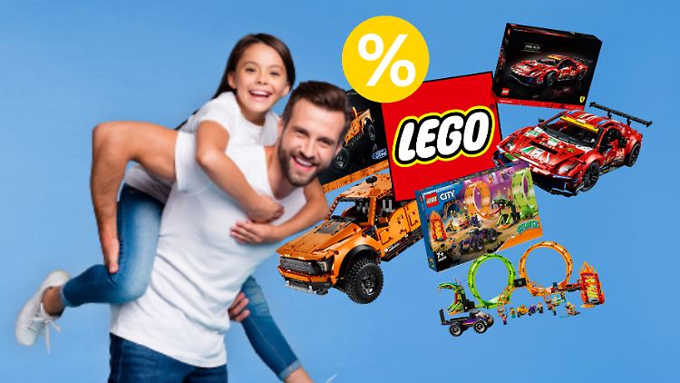 Papa und Kind freuen sich: Am Singles Day gibt es Lego zu tollen Angebotspreisen.