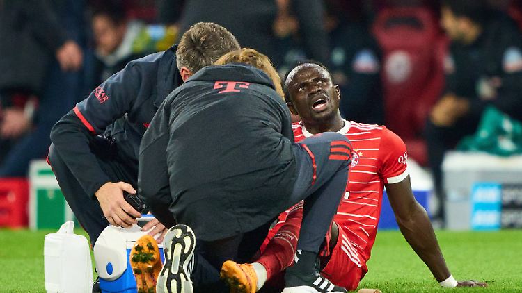Ein ganzes Land betete für Sadio Mané. Er hat, so Senegals Staatspräsident Macky Sall, "das Herz eines Löwen. 