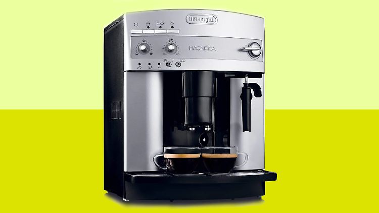 Diesen Kaffeevollautomaten von De’Longhi gibt es als günstiges Refurbished-Modell.