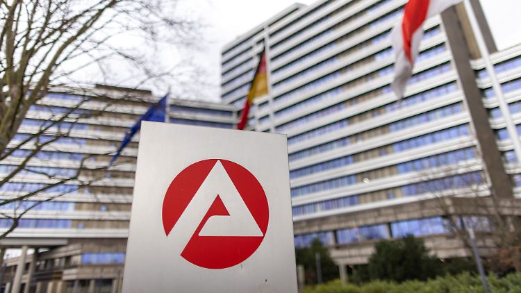 Die Bundesagentur für Arbeit legt für 2023 wieder einen ausgeglichenen Haushalt vor.