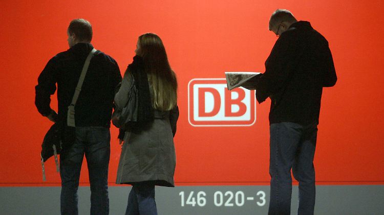 Nagende Gedanken am Bahnsteig: Zählen Fernbusse zur deutschen Verkehrskultur?