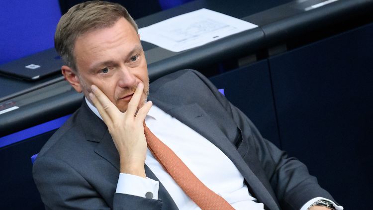 Christian Lindner startet Bemühungen, das Bürgergeld noch zu retten.