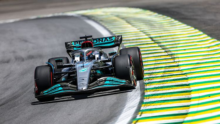 George Russell gewann ein spektakuläres Sprintrennen und startet in Brasilien von der Pole Position.
