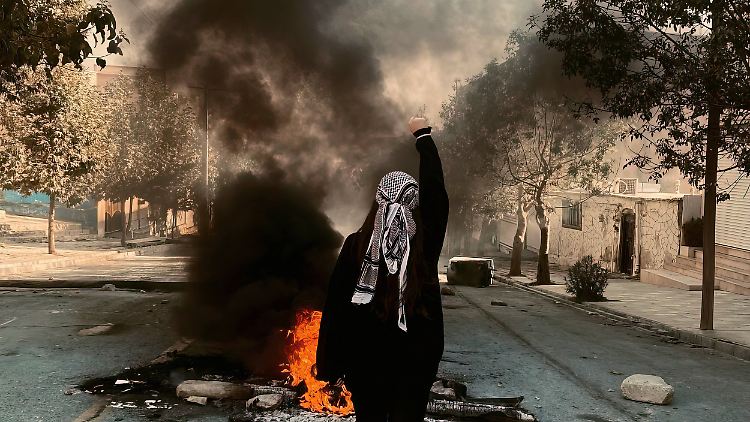 Die Proteste gegen das iranische Regime reißen nicht ab. 