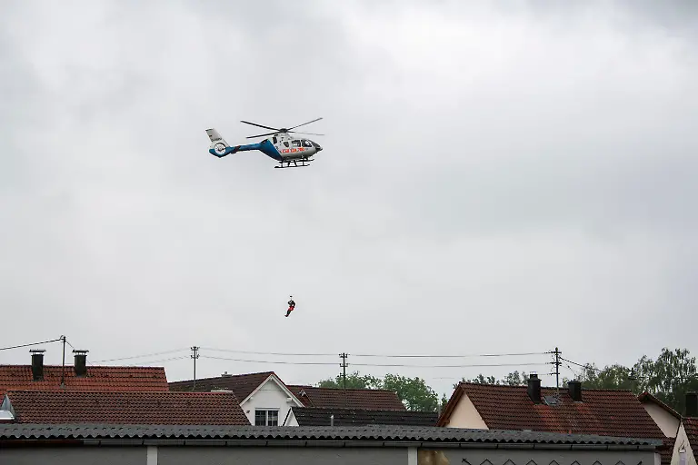 8d8482b141abd36f4105e3e8afedf9e5