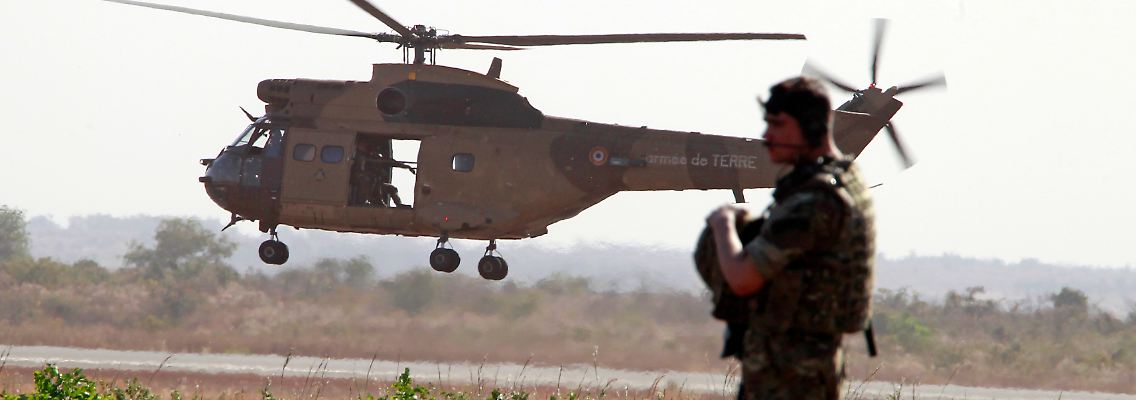 2013-01-18T120000Z_664220402_PM1E91I1HGQ01_RTRMADP_3_MALI-REBELS.JPG