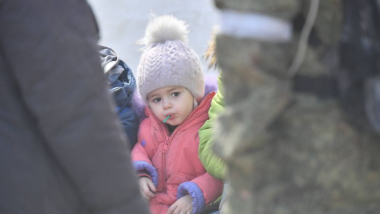 Tausende Kinder wurden aus den besetzten Gebieten nach Russland gebracht. Sie kamen aus Waisenhäusern oder wurden von ihren Eltern getrennt.