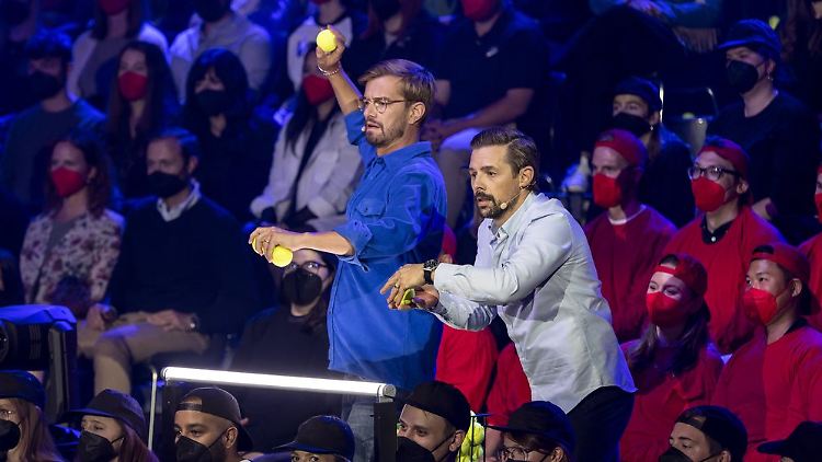 Joko Winterscheidt (l.) und Klaas Heufer-Umlauf haben zwar alles gegeben, doch hat es dieses Mal leider nicht zum Sieg gereicht.