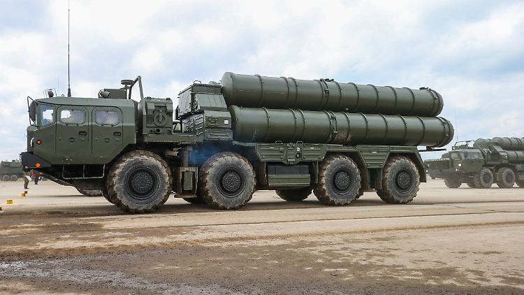 Vom Flugabwehrsystem S-300 existieren mehrere Varianten. 