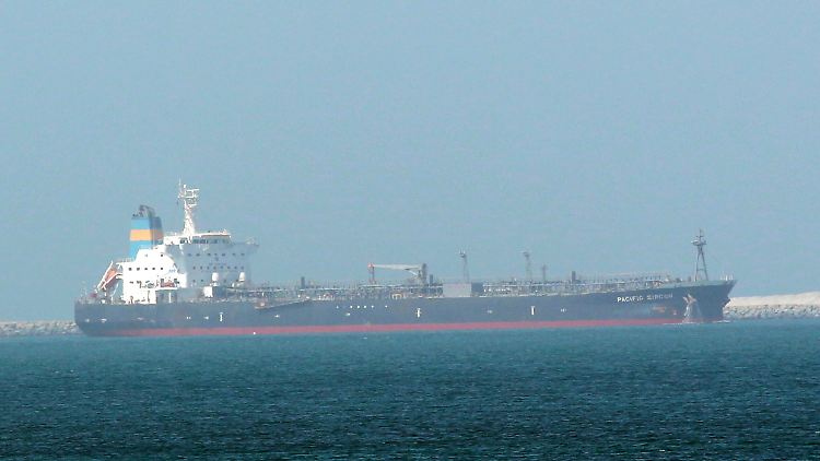Der Öltanker "Pacific Zircon" wurde attackiert und dabei leicht beschädigt.