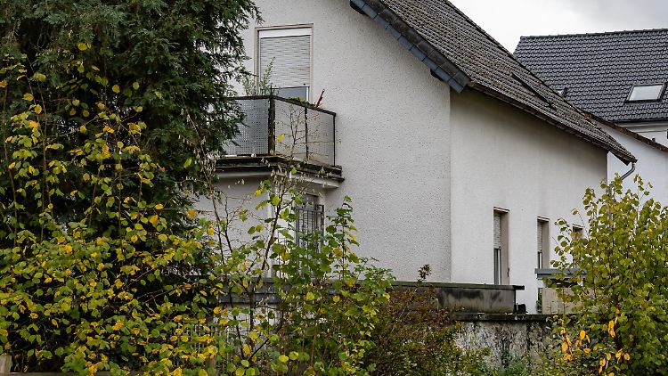 Die Staatsanwaltschaft in Siegen ermittelt gegen die Mutter des Kindes und die Großeltern.