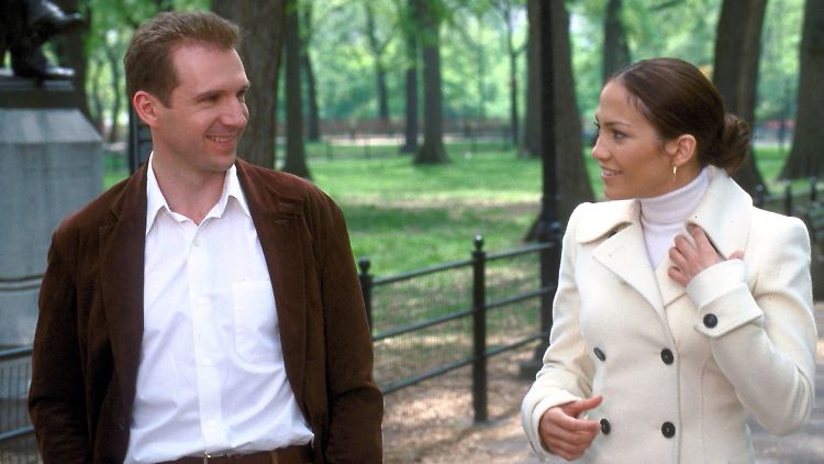 Fiennes und Lopez kamen sich 2002 tatsächlich näher - allerdings nur vor der Kamera.