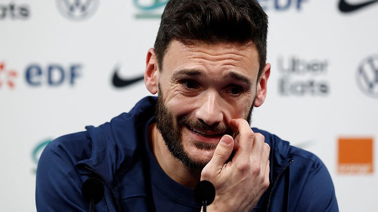 In Verlegenheit: Hugo Lloris erklärt den Verzicht auf die "One-Love"-Binde.