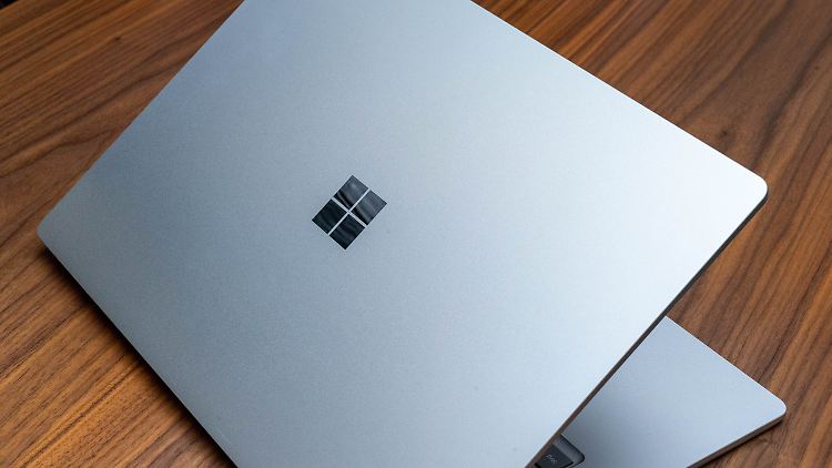 Das Microsoft Surface Laptop 5 im schicken Aluminium-Kleid.