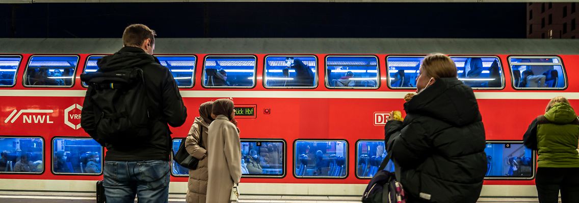 384777086.jpg