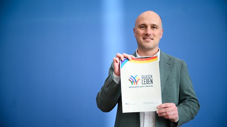 Regierungsbeauftragte Sven Lehmann sprach von einem "historischen Tag".