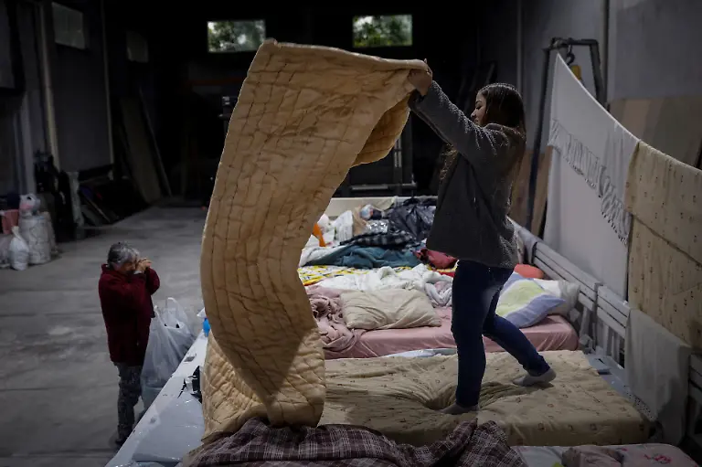 2024-05-29T100201Z-543939959-RC2VN7A7PGUN-RTRMADP-3-BRAZIL-RAINS-FARMERS