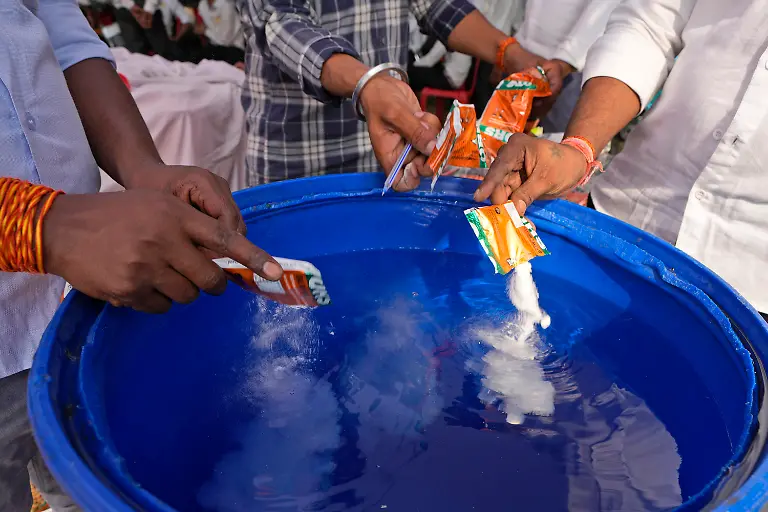 24fe27876ff6311e503bcab0560cf94a