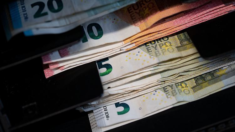 Der Entwurf des Bundeshaushaltes sieht eine Neuverschuldung von 45,6 Milliarden Euro vor.