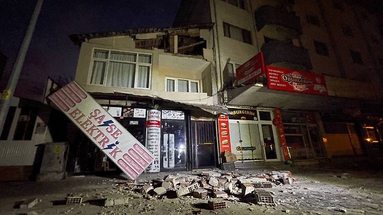 Das Beben war bis ins 170 Kilometer entfernte Istanbul spürbar.