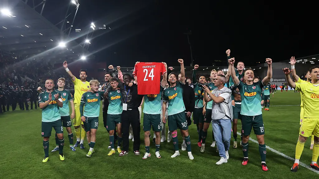 e676d40a2f56cad9d6a315373e9b1422