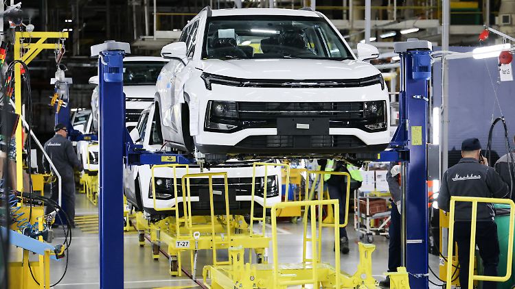 Wo kürzlich noch Renault vom Band liefen, wird nun der Moskwitsch 3 gefertigt.