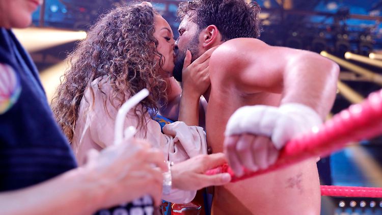 Auch beim RTL-Promi-Boxen war das Paar dabei.