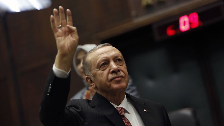 Seit Monaten droht Erdogan mit einem Einmarsch in das autonome Kurdengebiet Rojava in Nordsyrien. In den Monaten vor der türkischen Präsidentschaftswahl könnte er sein Vorhaben umsetzen.