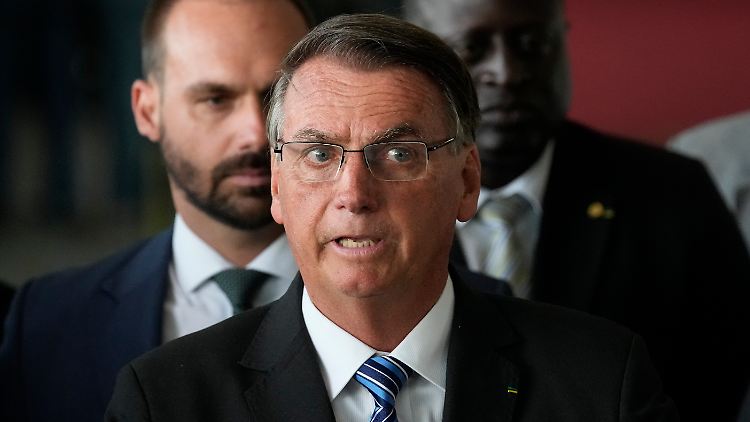 Am 30. Oktober verlor Jair Bolsonaro bei einer Stichwahl gegen seinen Kontrahenten Luiz Inácio Lula da Silva.