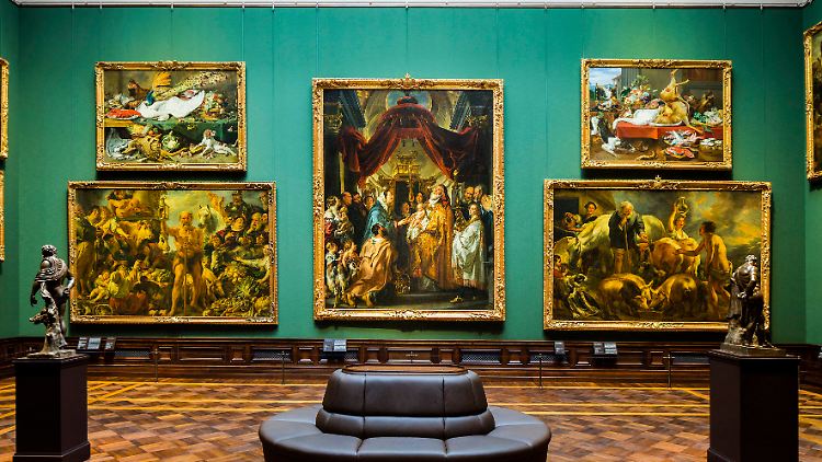 Durch die Aktion in der Gemäldegalerie "Alte Meister" war ein Schaden  von rund 4000 Euro entstanden.