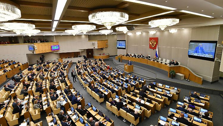 Die Duma in Moskau verabschiedet den Haushalt 2023