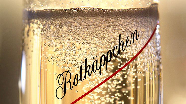 Die Deutschen mögen es spritzig: Auch der Schaumwein des Herstellers Rotkäppchen-Mumm ist zu besonderen Anlässen in aller Munde. 