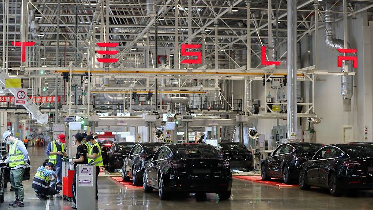 Der US-Konzern hatte sich zum Ziel gesetzt, die Produktion und die Auslieferungen in diesem Jahr um die Hälfte zu steigern.
