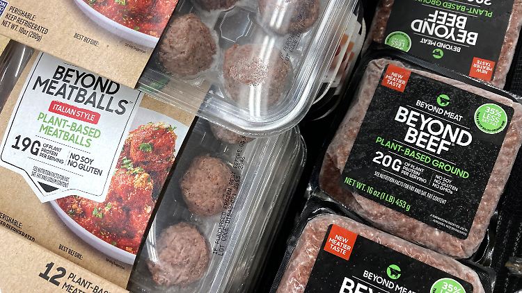Die Hersteller von veganen Alternativen wachsen weiter, nur langsamer. Probleme gibt es vor allem im wichtigen Antriebsmarkt USA.