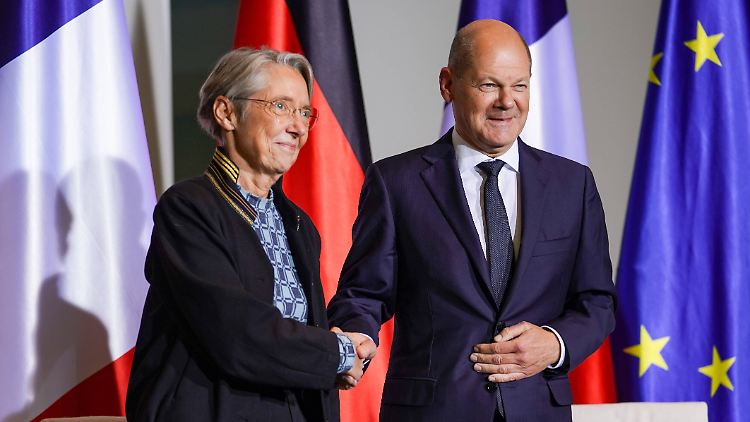 In Borne traf Kanzler Scholz auf eine zunächst unterschätzte Premierministerin, die sich inzwischen Respekt erarbeitet hat.