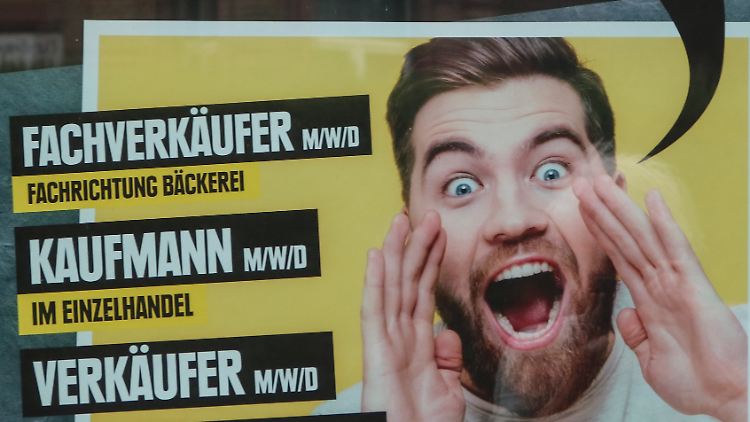 Viele Branchen suchen Mitarbeiter, ein Punktesystem soll Abhilfe schaffen. 