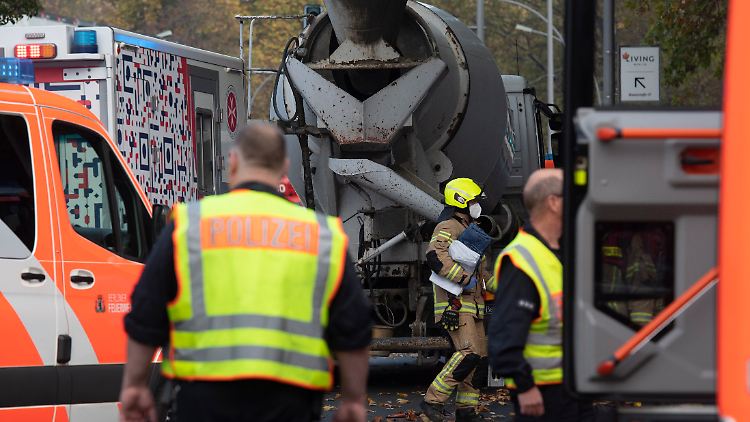 Es ist umstritten, ob das Spezialfahrzeug der Feuerwehr beim Unfall mit dem Betonmischer zum Einsatz gekommen wäre. 