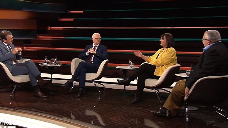 Rüdiger Bachmann (r.) hält es für einen Fehler der deutschen Autoindustrie, auf China als Zukunftsmarkt zu setzen.