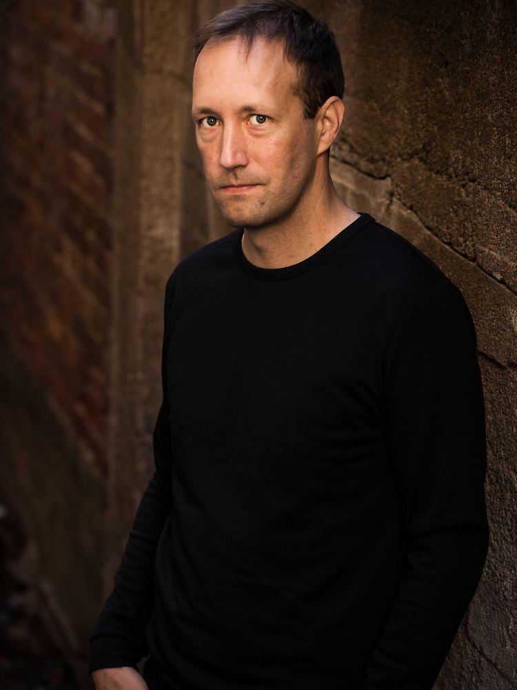 Tuomas Niskakangas' Debüt "Tage voller Zorn" stand drei Monate in den Top Ten der finnischen Bestsellerliste. Die TV-Rechte sind bereits verkauft.