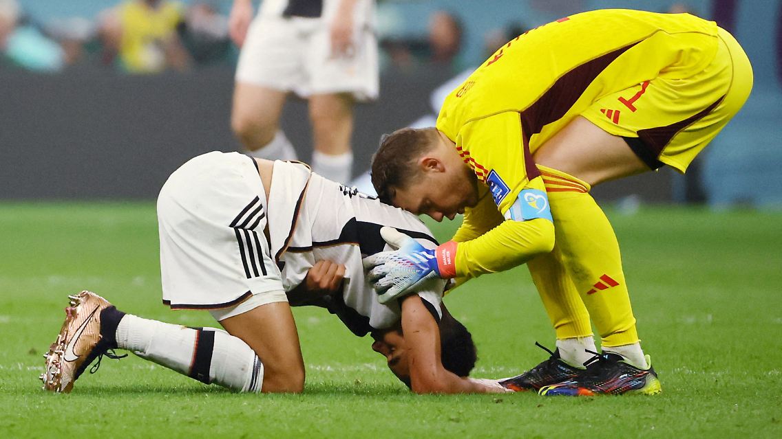 90.+10 im Al-Bayt-Stadion: Abpfiff, Endstand 4:2 für Deutschland. Das reicht nicht. WM-Aus nach der Gruppenphase. Schon wieder. (ara/dpa)