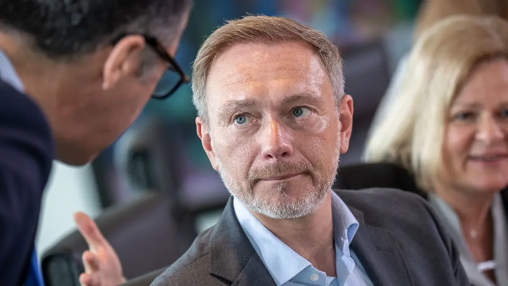 b2737e56a9bb1a2c9d7fc00c62bad2f5