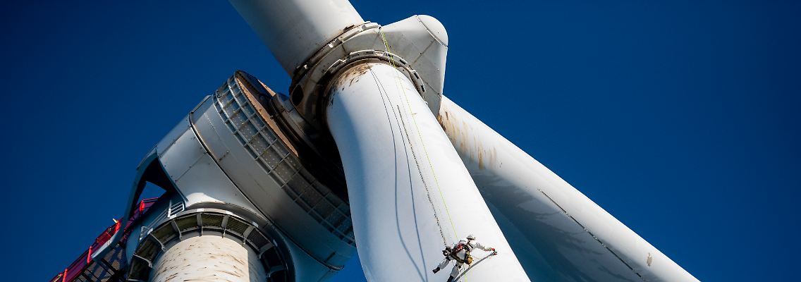 Offshore-Wind-Resolution-Neil-Ever-Osborne.jpg
