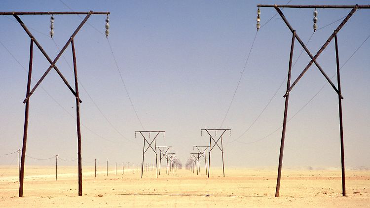 Trotz idealer Bedingungen für erneuerbare Energieerzeugung, wird Namibia bislang vor allem aus südafrikanischen Kohlekraftwerken mit Strom versorgt.