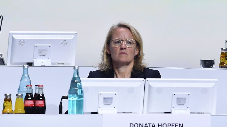 Hopfen wird am Mittwoch ihren Posten räumen müssen.